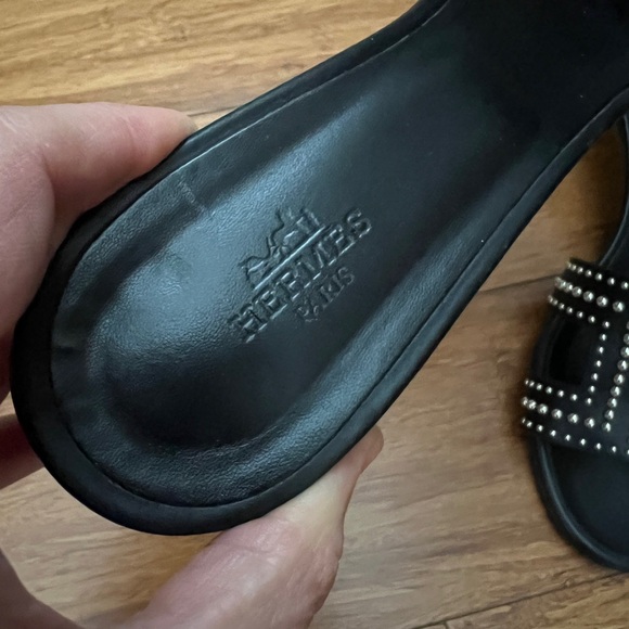 Hermes Oran Black Studded Women's Sandals - Picture 2 of 5
